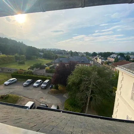 T3 50m2 Duplex Centre Apartment *